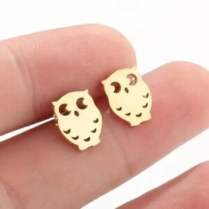 Owl Gold Toned Stud Earrings